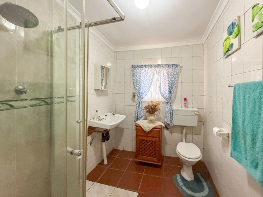 4 Bedroom Property for Sale in De Kroon A H North West